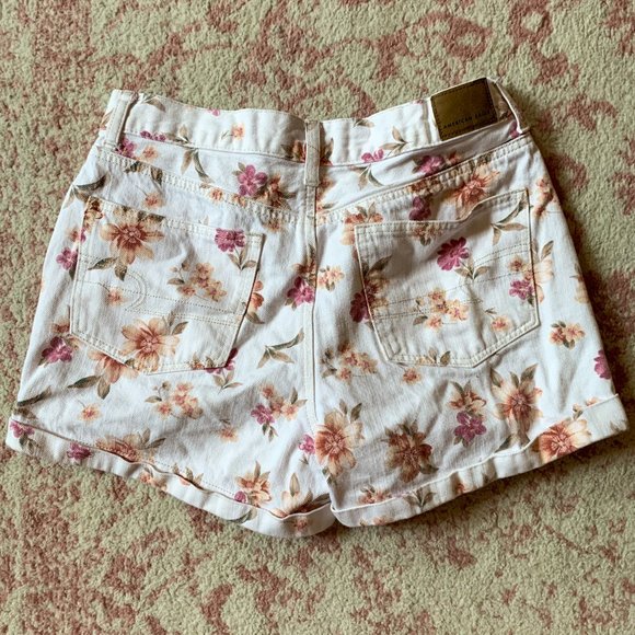 Denim Floral Pink and White Shorts American Eagle - Picture 2 of 5